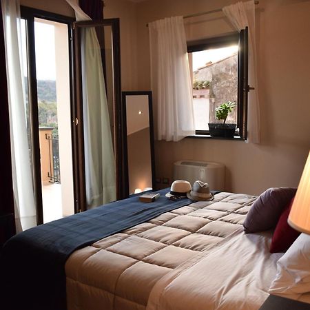 Cento Tari' Guest House Кастильоне-ди-Сицилия Экстерьер фото