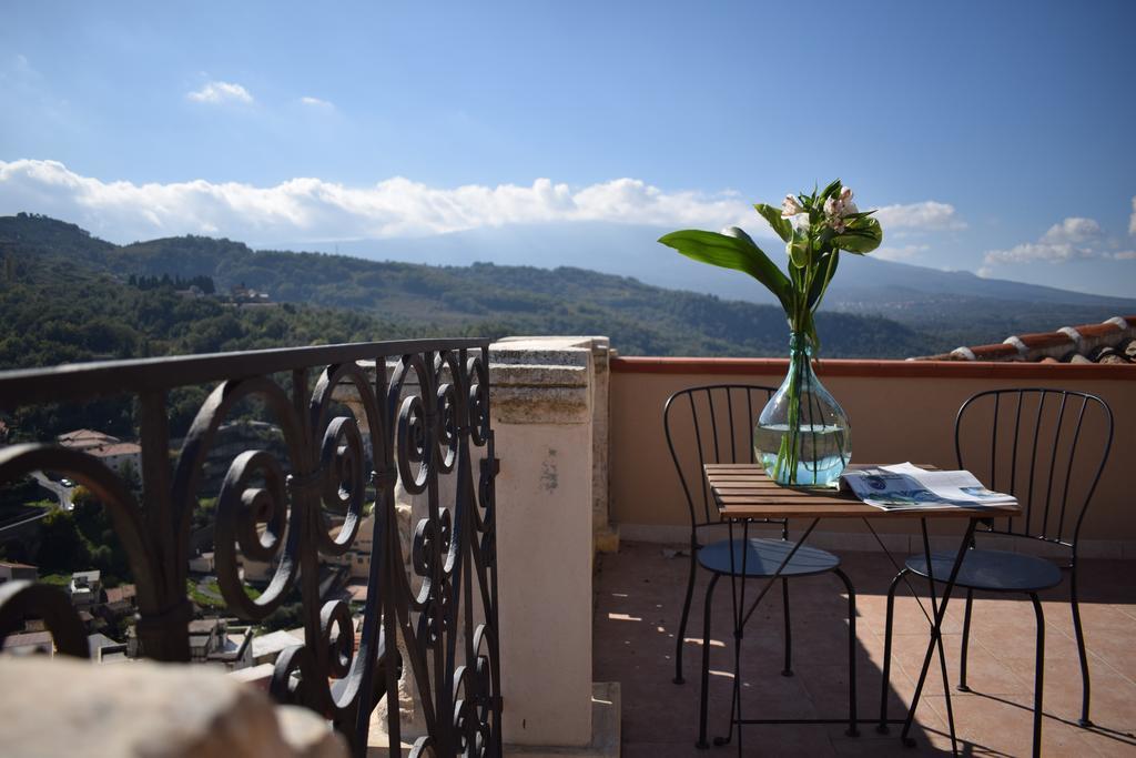 Cento Tari' Guest House Кастильоне-ди-Сицилия Экстерьер фото