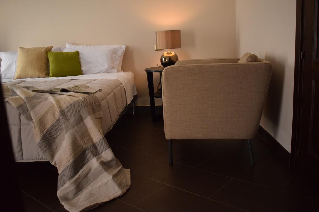 Cento Tari' Guest House Кастильоне-ди-Сицилия Экстерьер фото