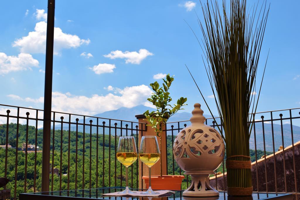 Cento Tari' Guest House Кастильоне-ди-Сицилия Экстерьер фото