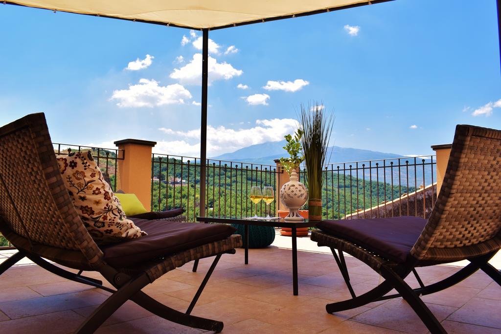 Cento Tari' Guest House Кастильоне-ди-Сицилия Экстерьер фото